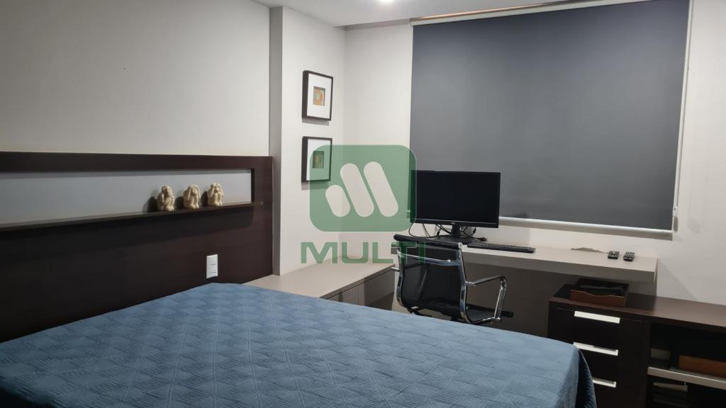 Apartamento à venda com 4 quartos, 190m² - Foto 19