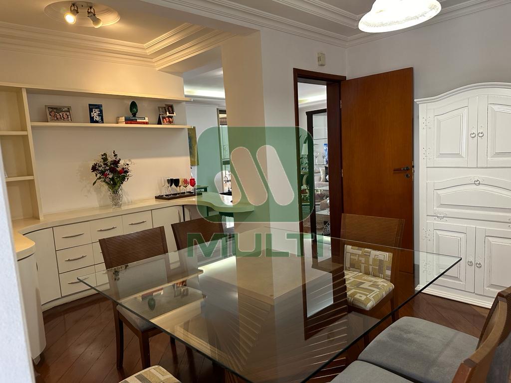 Apartamento à venda com 4 quartos, 180m² - Foto 6