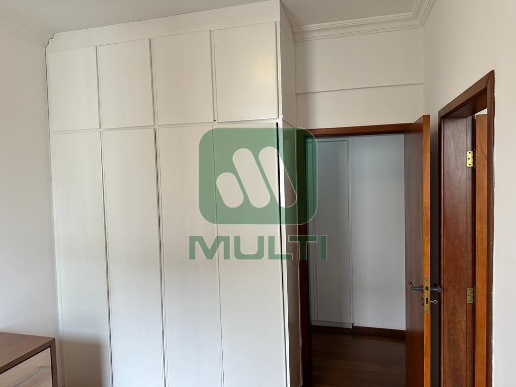 Apartamento à venda com 4 quartos, 180m² - Foto 14