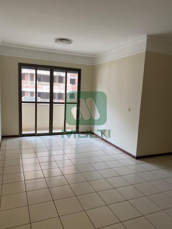 Apartamento à venda com 3 quartos, 95m² - Foto 1