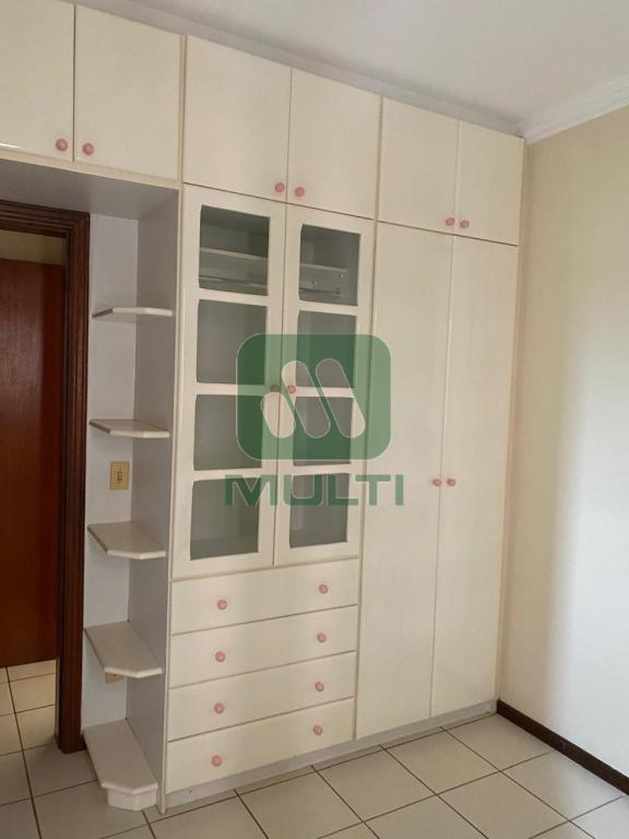 Apartamento à venda com 3 quartos, 95m² - Foto 8