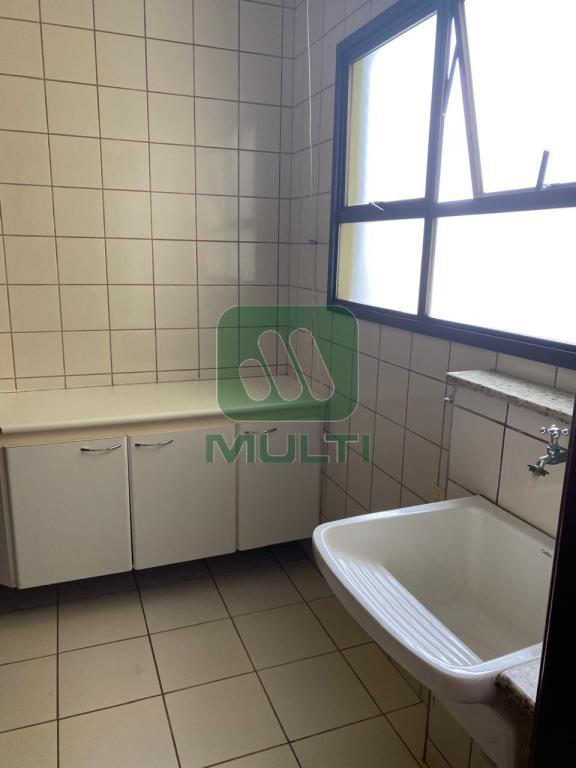 Apartamento à venda com 3 quartos, 95m² - Foto 10