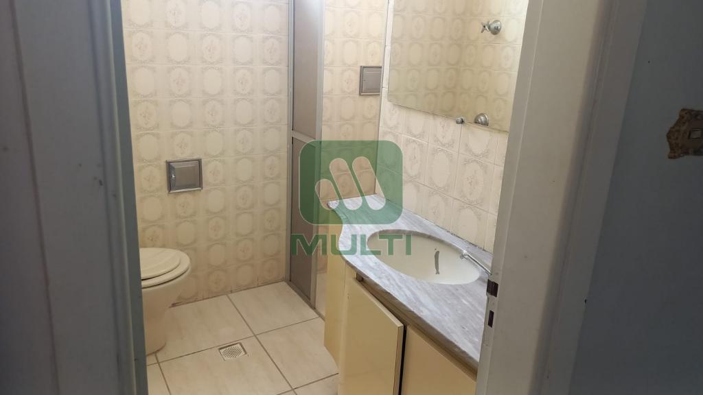 Apartamento à venda com 3 quartos, 103m² - Foto 4