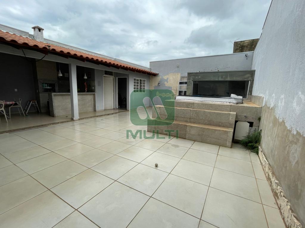 Casa à venda com 3 quartos, 190m² - Foto 12