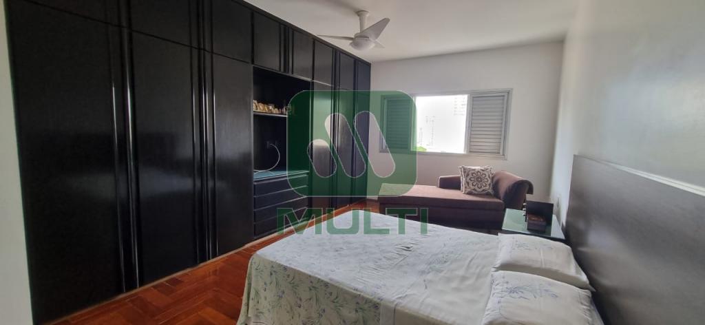 Apartamento à venda com 3 quartos, 164m² - Foto 15