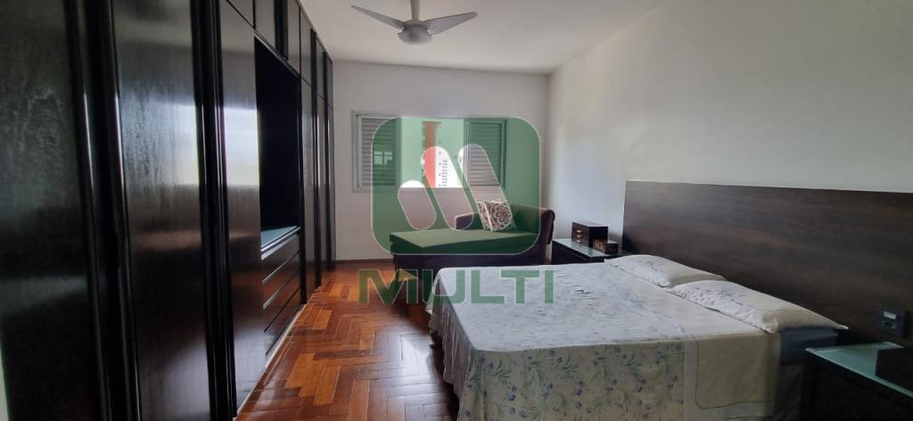 Apartamento à venda com 3 quartos, 164m² - Foto 17