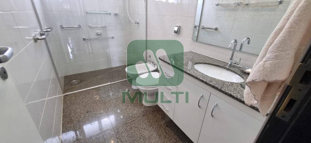 Apartamento à venda com 3 quartos, 164m² - Foto 18