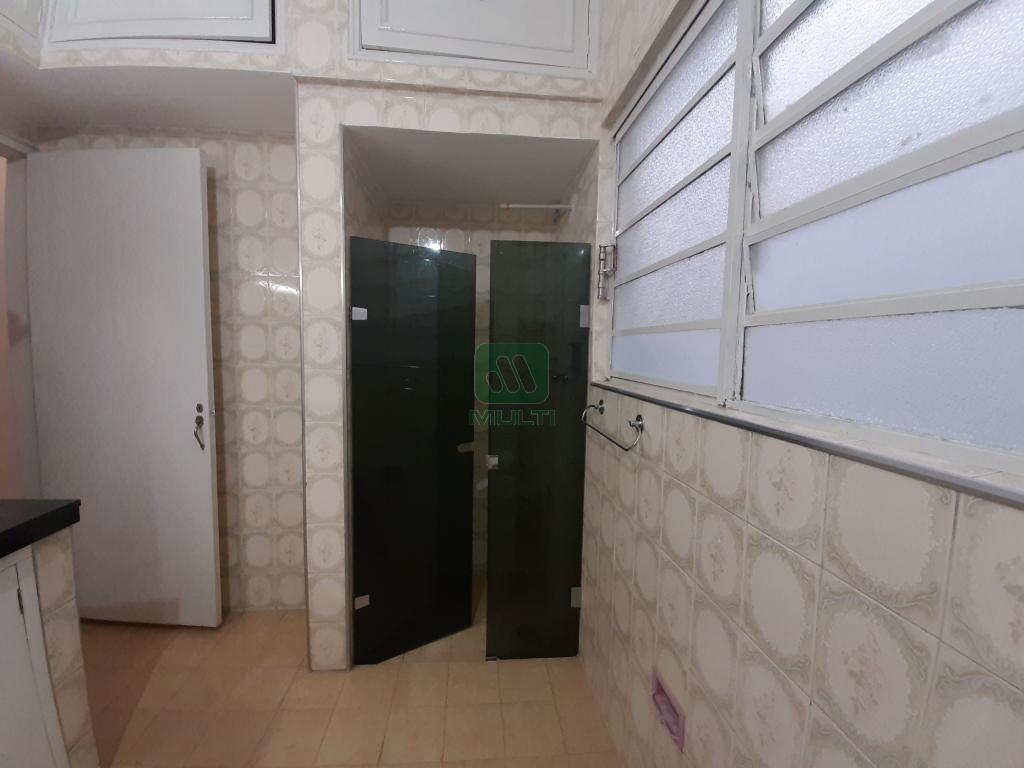 Casa à venda com 4 quartos, 550m² - Foto 10