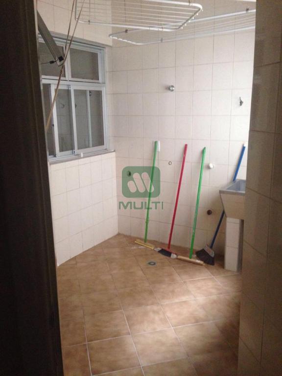 Apartamento à venda com 3 quartos, 145m² - Foto 6