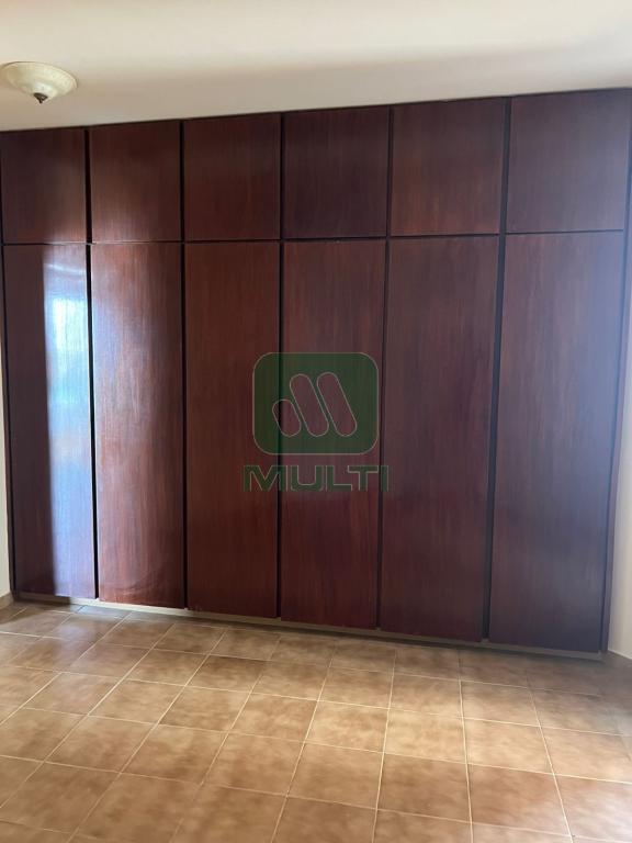 Apartamento à venda com 3 quartos, 145m² - Foto 17