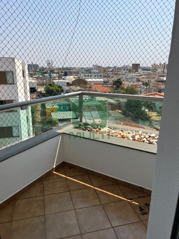 Apartamento à venda com 3 quartos, 145m² - Foto 21