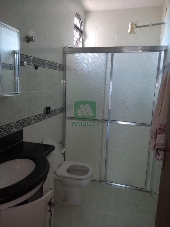 Casa à venda com 3 quartos, 250m² - Foto 18