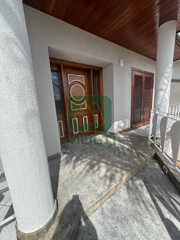 Casa à venda com 5 quartos, 400m² - Foto 3