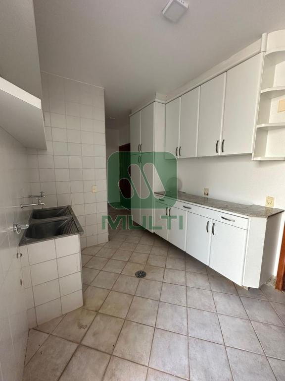 Casa à venda com 5 quartos, 400m² - Foto 10