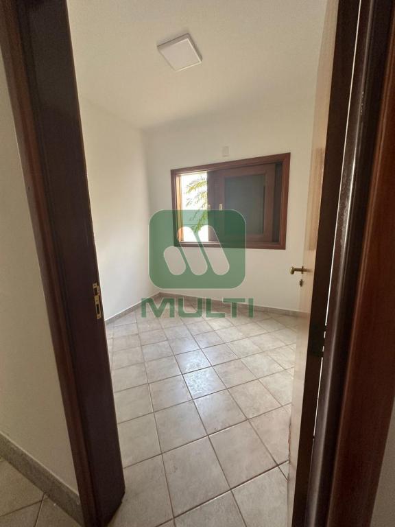 Casa à venda com 5 quartos, 400m² - Foto 13