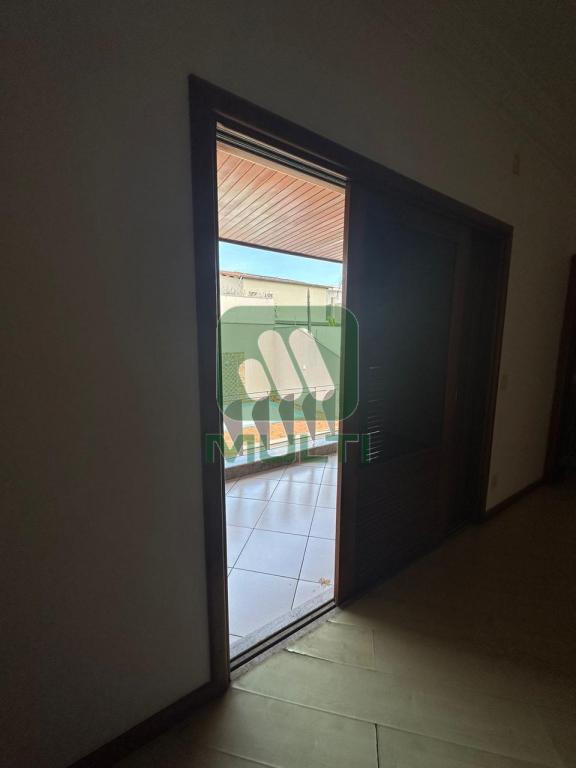 Casa à venda com 5 quartos, 400m² - Foto 15