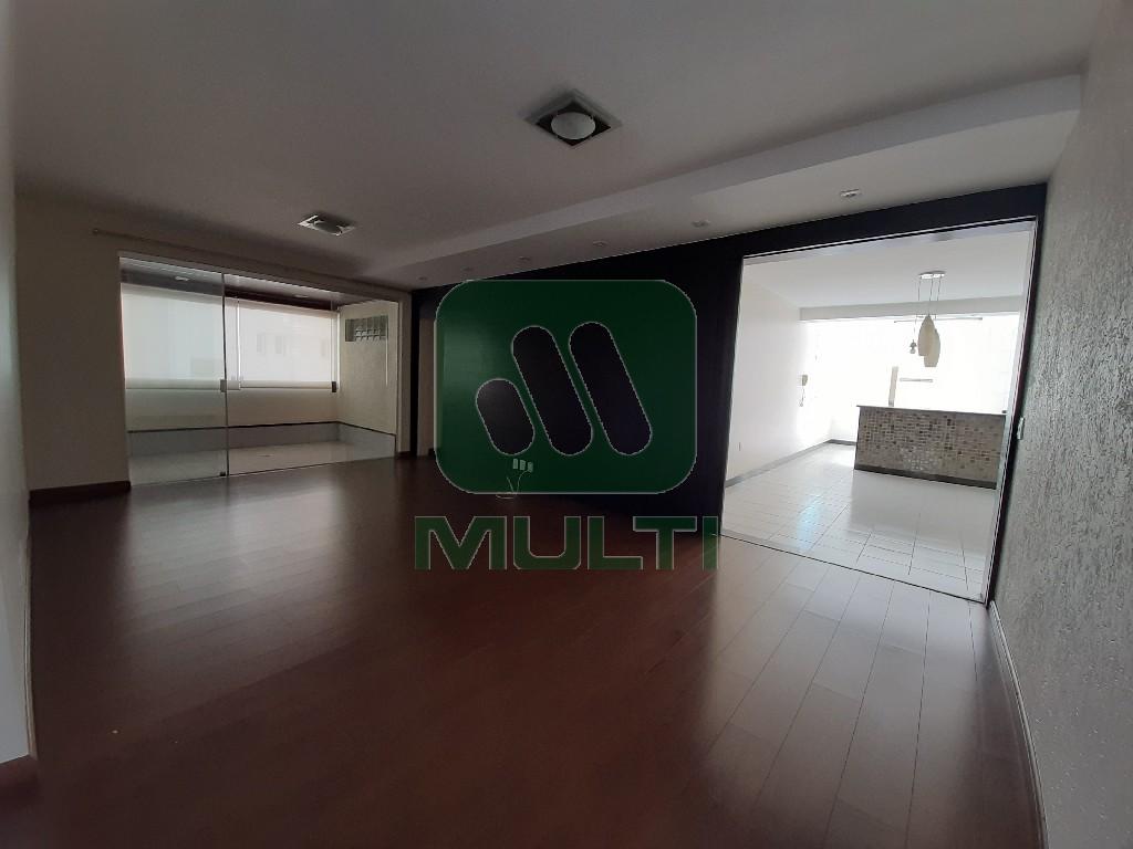 Apartamento à venda com 3 quartos, 189m² - Foto 14