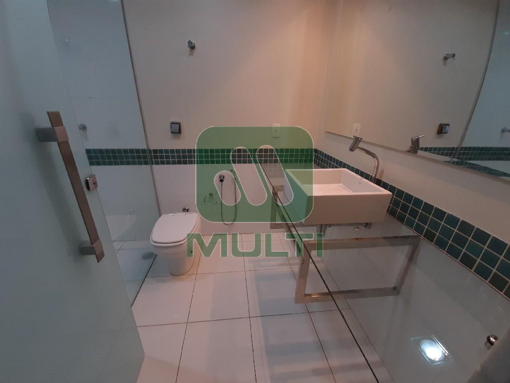 Apartamento à venda com 3 quartos, 189m² - Foto 21