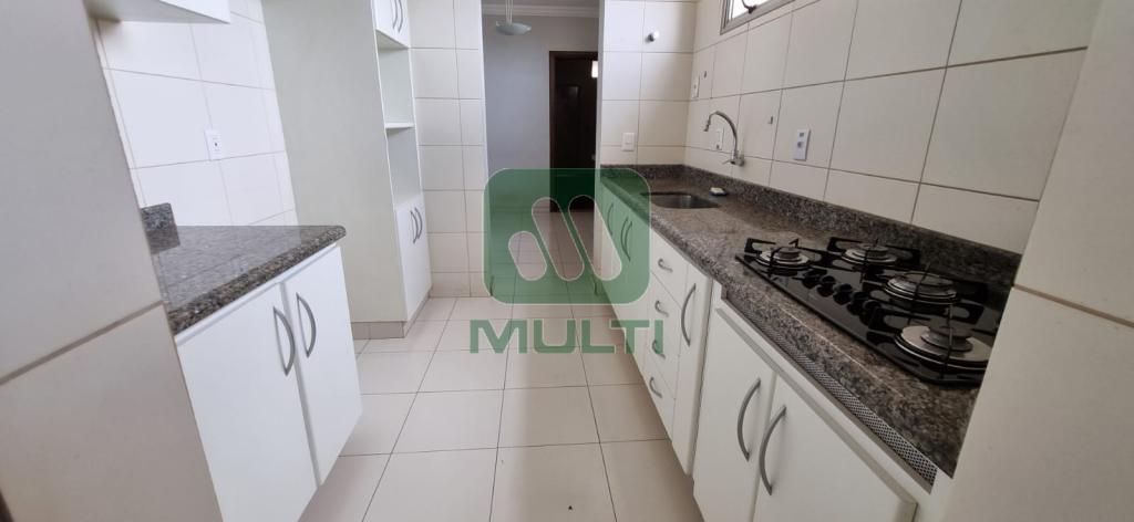 Apartamento à venda com 3 quartos, 160m² - Foto 5