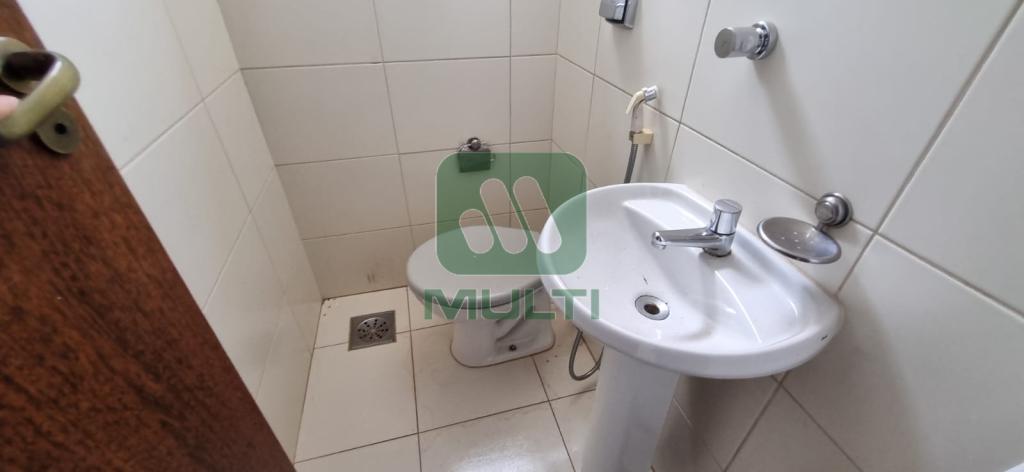 Apartamento à venda com 3 quartos, 160m² - Foto 8