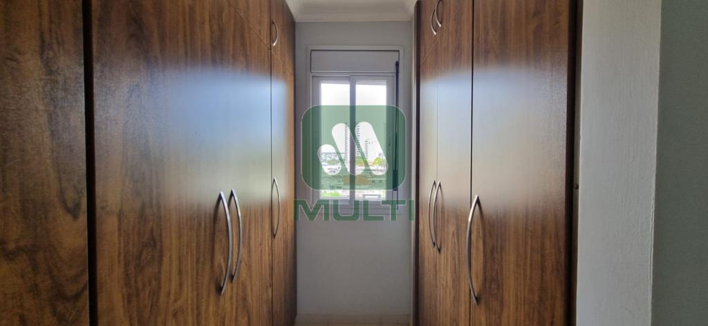 Apartamento à venda com 3 quartos, 160m² - Foto 17