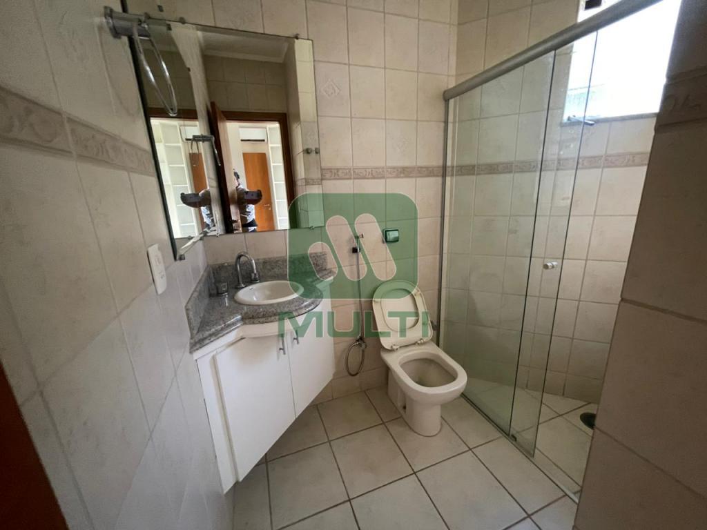 Casa à venda com 4 quartos, 370m² - Foto 20