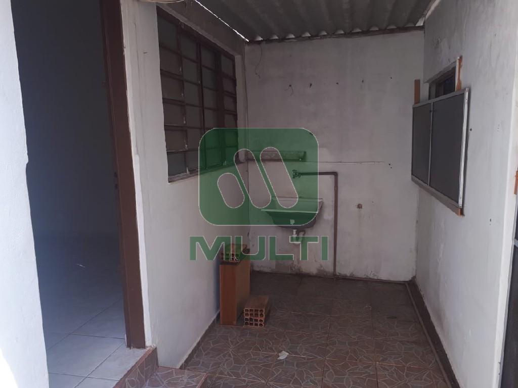 Casa à venda com 5 quartos, 250m² - Foto 17