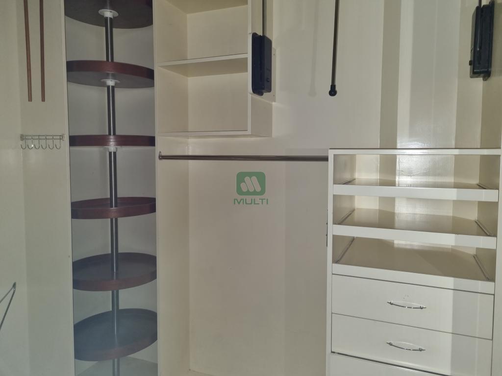 Apartamento à venda com 2 quartos, 107m² - Foto 7