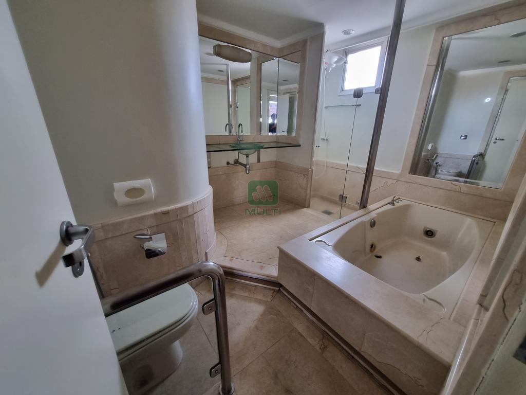 Apartamento à venda com 2 quartos, 107m² - Foto 8