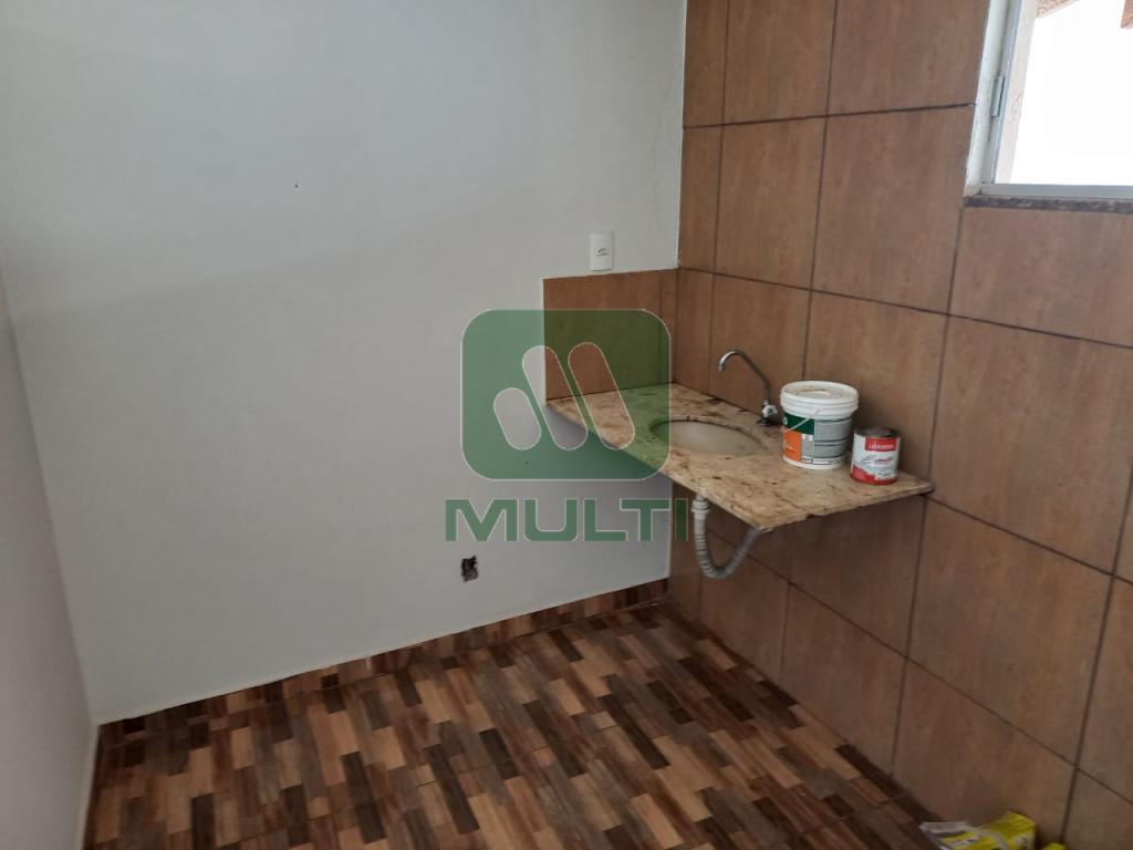 Casa à venda com 6 quartos, 309m² - Foto 24