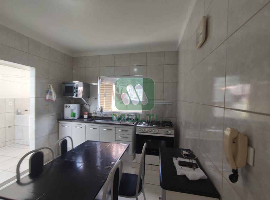 Casa à venda com 3 quartos, 99m² - Foto 6