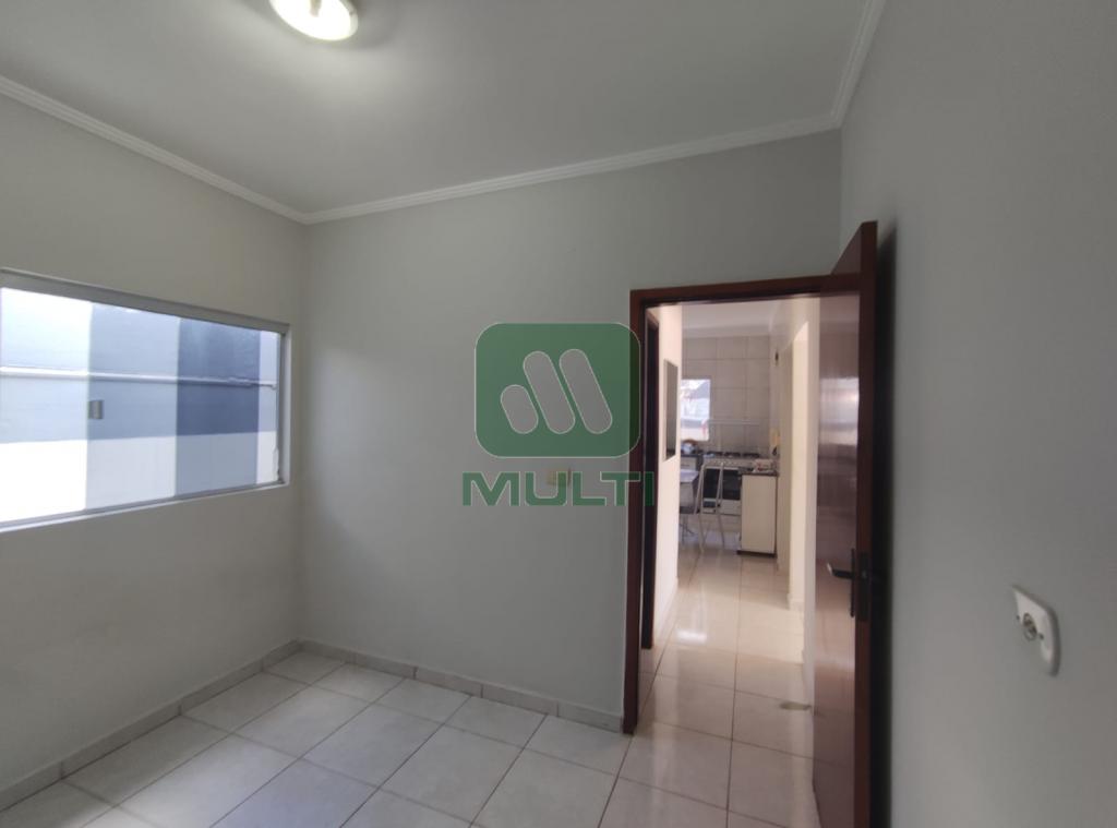 Casa à venda com 3 quartos, 99m² - Foto 10