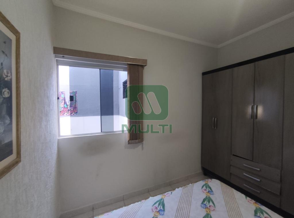 Casa à venda com 3 quartos, 99m² - Foto 16