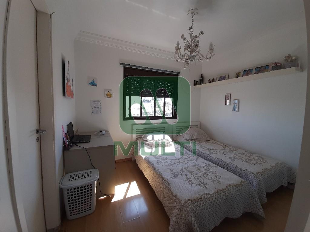 Apartamento à venda com 3 quartos, 140m² - Foto 7