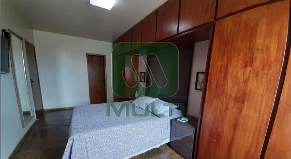 Apartamento à venda com 4 quartos, 230m² - Foto 10