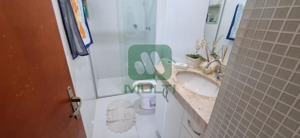 Apartamento à venda com 3 quartos, 76m² - Foto 7