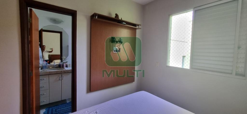 Apartamento à venda com 3 quartos, 76m² - Foto 12