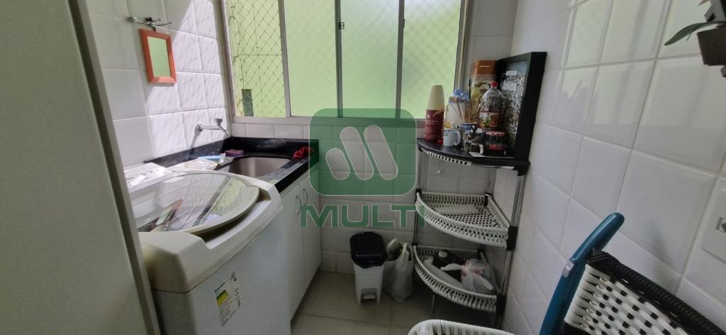 Apartamento à venda com 3 quartos, 76m² - Foto 17