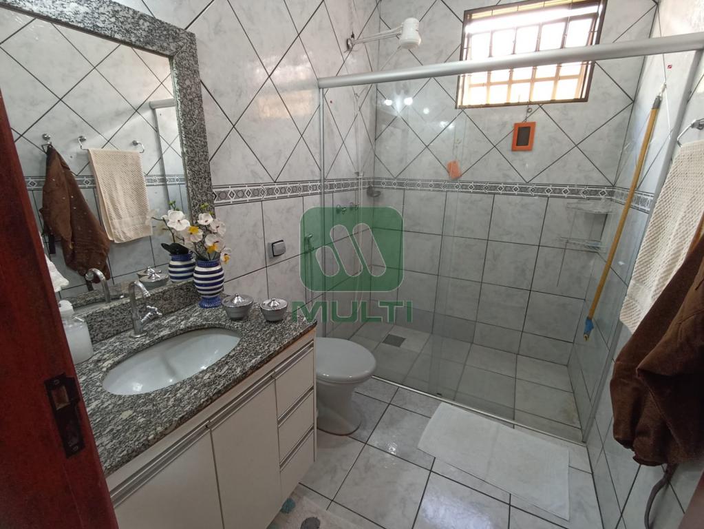 Casa à venda com 3 quartos, 123m² - Foto 13