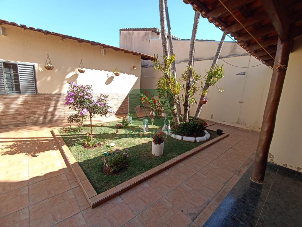 Casa à venda com 3 quartos, 123m² - Foto 15