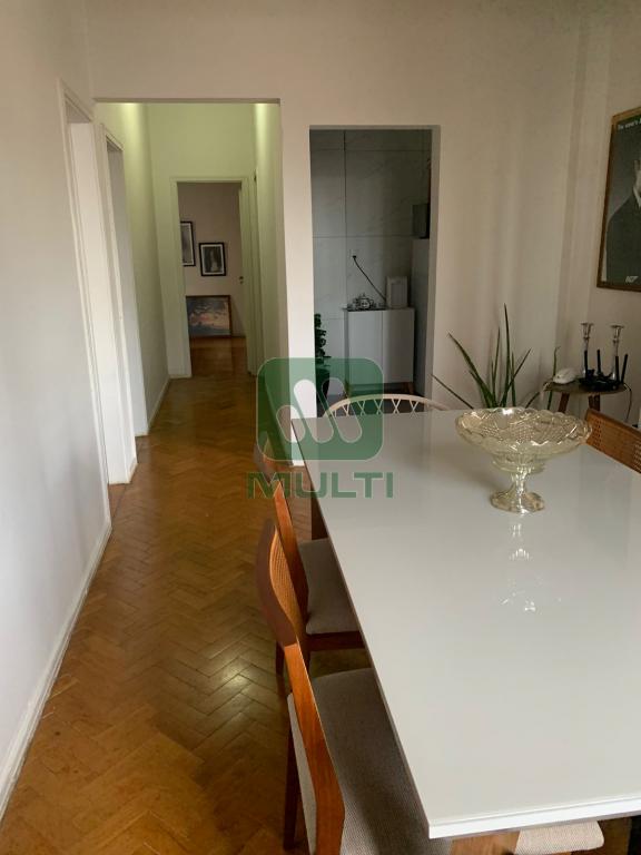 Apartamento à venda com 3 quartos, 155m² - Foto 6