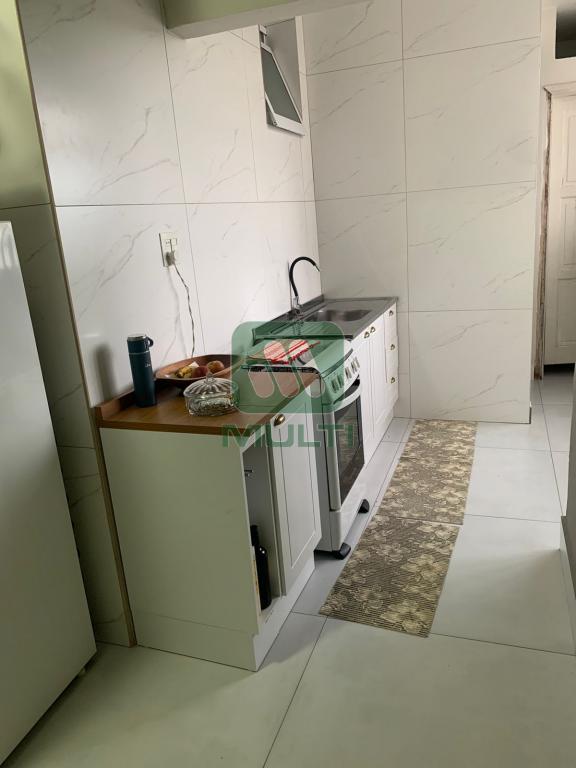 Apartamento à venda com 3 quartos, 155m² - Foto 9