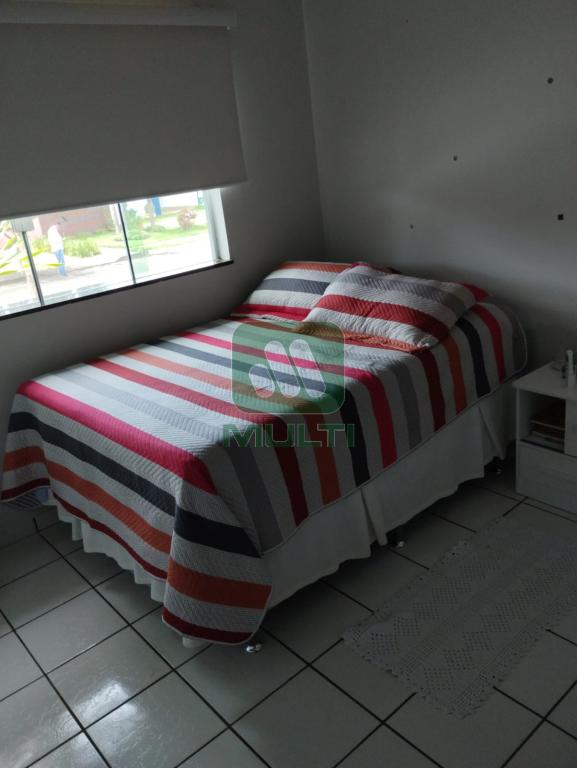 Casa de Condomínio à venda com 4 quartos, 275m² - Foto 10