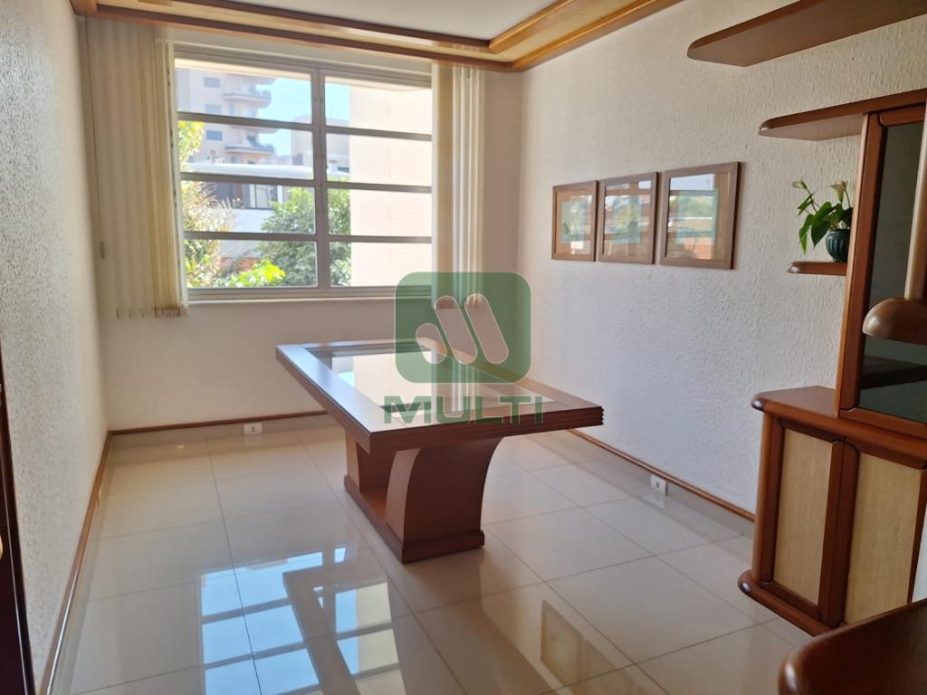 Apartamento à venda com 3 quartos, 317m² - Foto 10