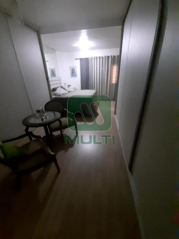 Casa à venda com 4 quartos, 430m² - Foto 59