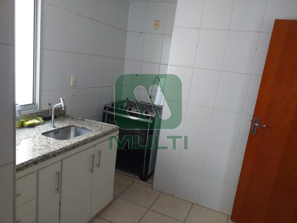 Apartamento à venda com 3 quartos, 106m² - Foto 5