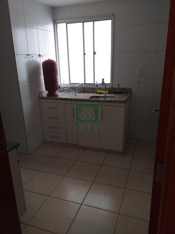 Apartamento à venda com 3 quartos, 106m² - Foto 10