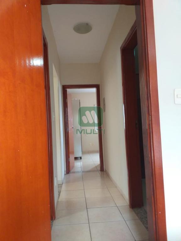 Apartamento à venda com 3 quartos, 106m² - Foto 11