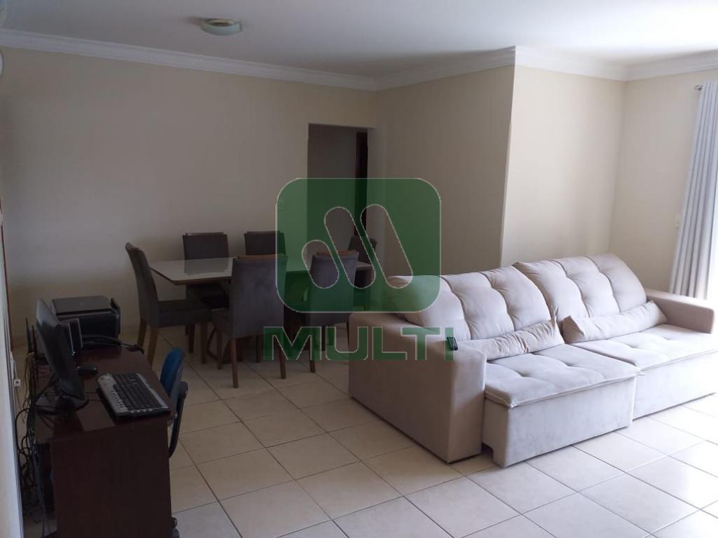 Apartamento à venda com 3 quartos, 106m² - Foto 18