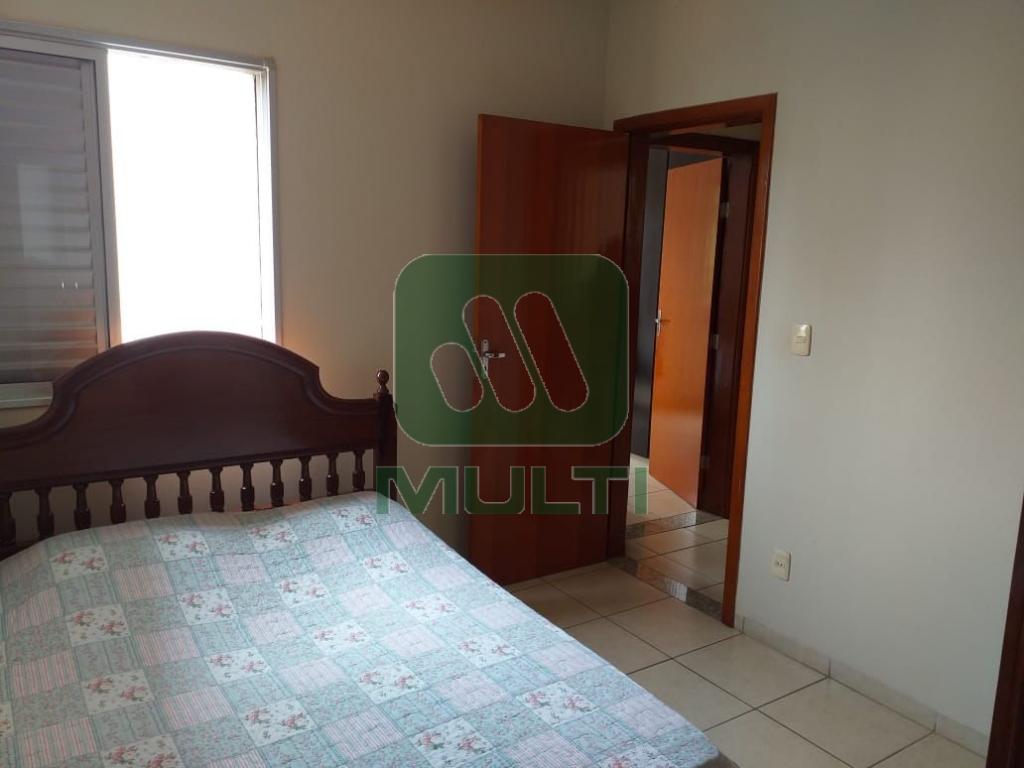 Apartamento à venda com 3 quartos, 106m² - Foto 19